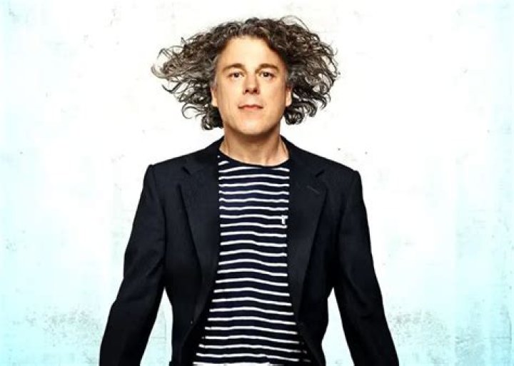 Alan Davies Says Children Are Great but Bad for Marriage