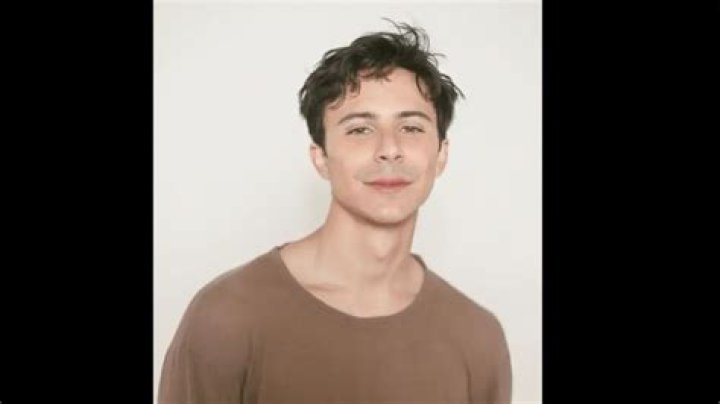 Alejandro Puente Net Worth