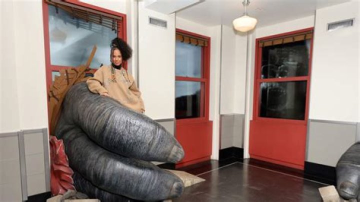 Alicia Keys & Lil Mama Hug It Out Years After Viral VMAs Incident