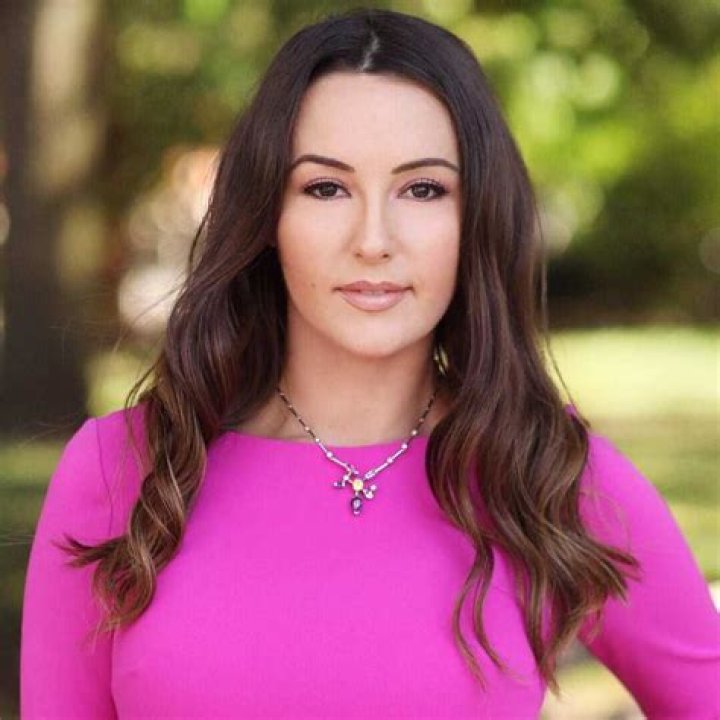 Anna Khait’s biography: age, height, net worth, Survivor, husband
