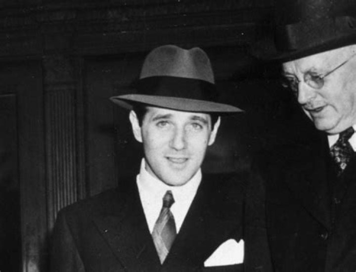 Bugsy Siegel Net Worth – How Much is Siegel Worth?