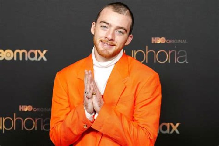 Camden Toy's Cause of Death — Actor Battled Cancer Privately