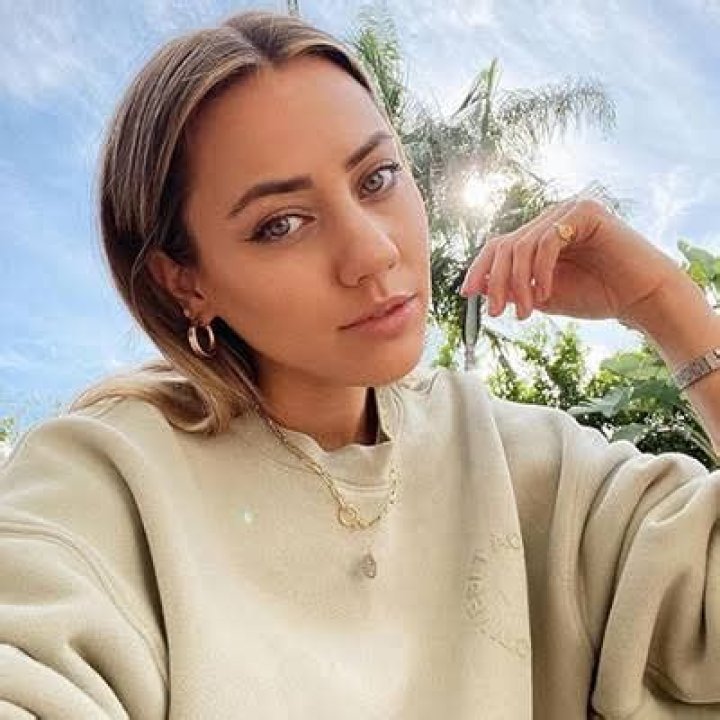 Cammie Scott Net Worth – How Much Is Cammie Scott Worth?