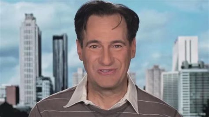 Carl Azuz Wiki: CNN Journalist's Age, Wife, Family, Salary & Untold Facts