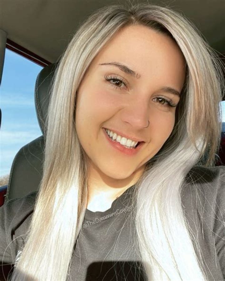 Chloe Yonker Net Worth