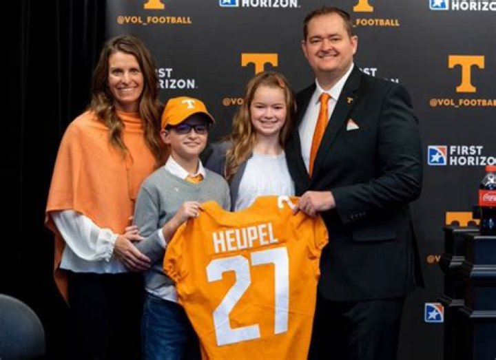 Dawn Heupel-Does Josh Heupel have a wife? Net Worth, Age, Heigh, Husband, Ethnicity and Wiki!