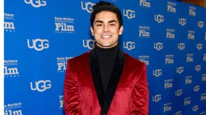 Diego Tinoco’s biography: age, height, girlfriend, net worth