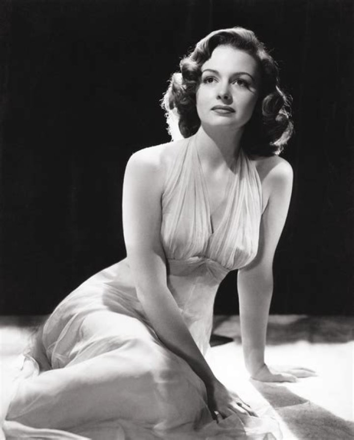 Donna Reed Height