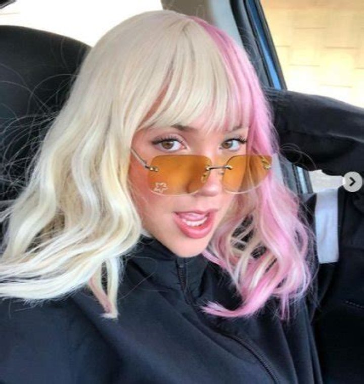 Ella Schnacky Net Worth