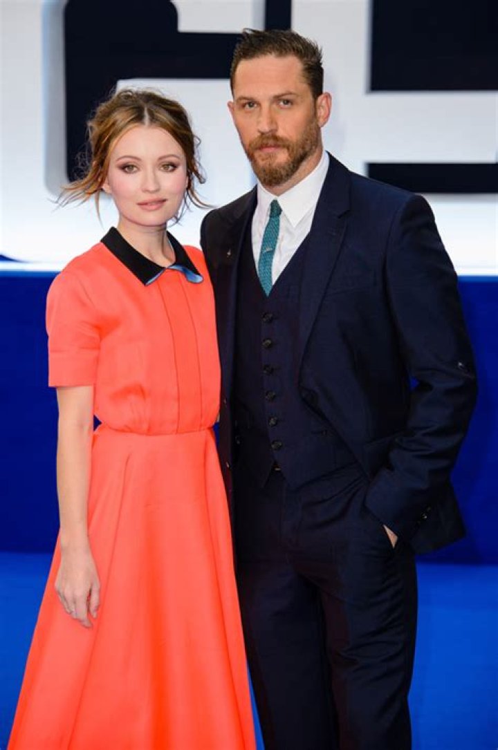 Emily Browning Height