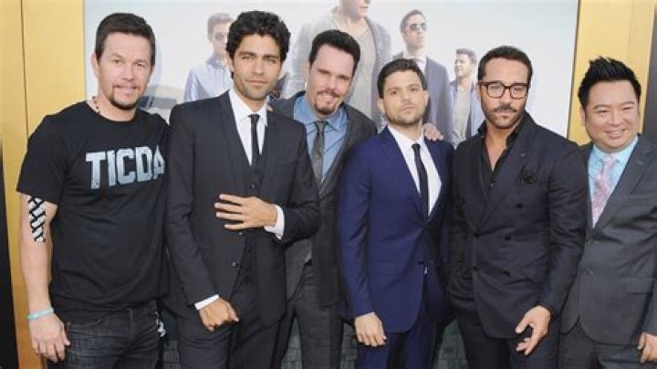 Entourage Cast Net Worth – Richest Cast Members Salary