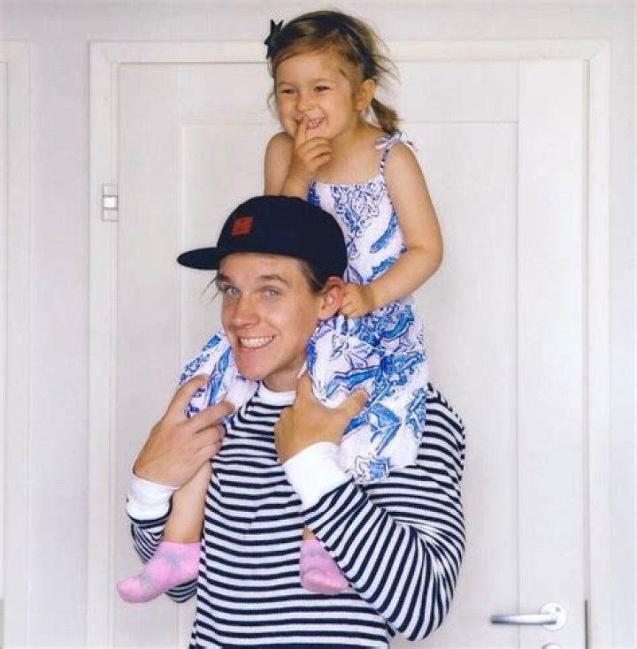 Erik Haula Baby Boy Henrik Haula With Wife Kristen Haula