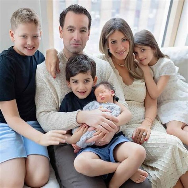 Erin Lichy Wiki, Age, Husband, Kids, Net Worth, Parents & More