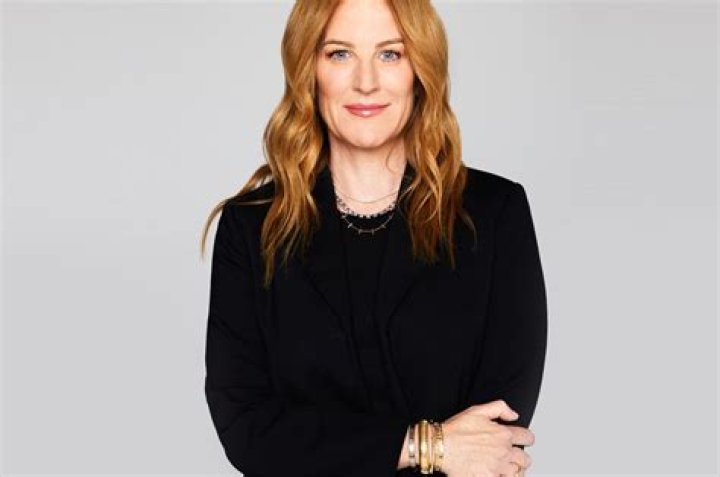 Hillary Super – Business Executive | Is Hillary Super dating anyone? Wiki, Age, Height, Net Worth, Relationship, Ethnicity, Career