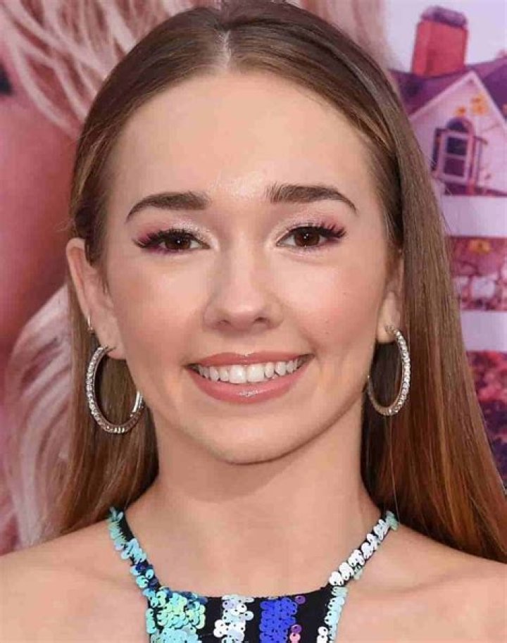 Holly Taylor