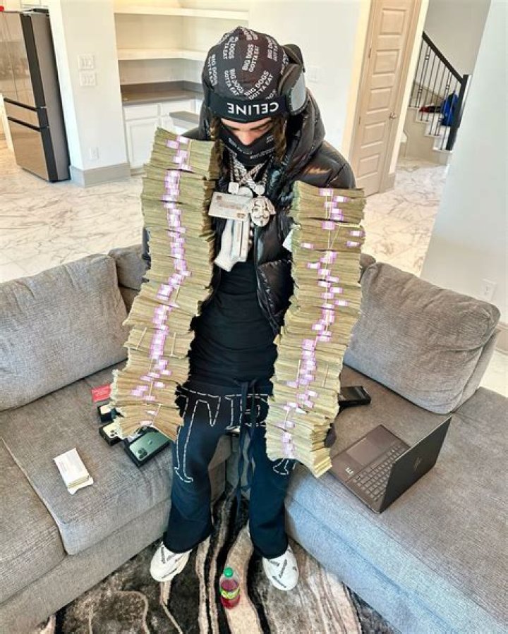 How much money does Dan Kipnis earns from YouTube? Net Worth, Age, Bio, Girlfriend Riya, Instagram, Family, Channel & Facts