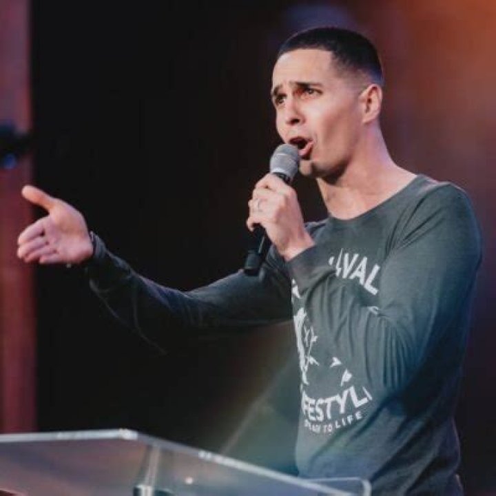 Isaiah Saldivar Podcast, Bio, Wiki, Age, Height, Family Wife, Youtube, And Net Worth