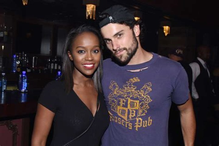 Jack Falahee Gay? Dating Status Now, Wanna Be Girlfriend Sigh On Sexuality