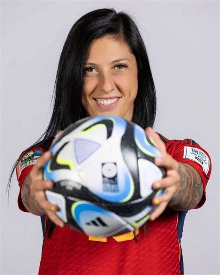Jenni Hermoso- Net Worth, Age, Height, Husband, Ethnicity and Wiki!