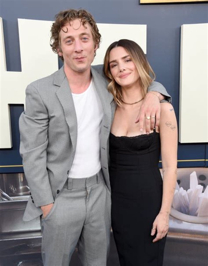Jeremy Allen White Sparks New Romance Amid Divorce From Addison Timlin