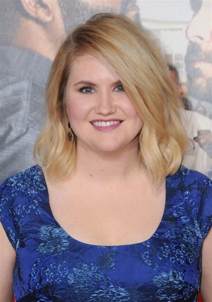 Jillian Bell – Biography, Facts & Life Story