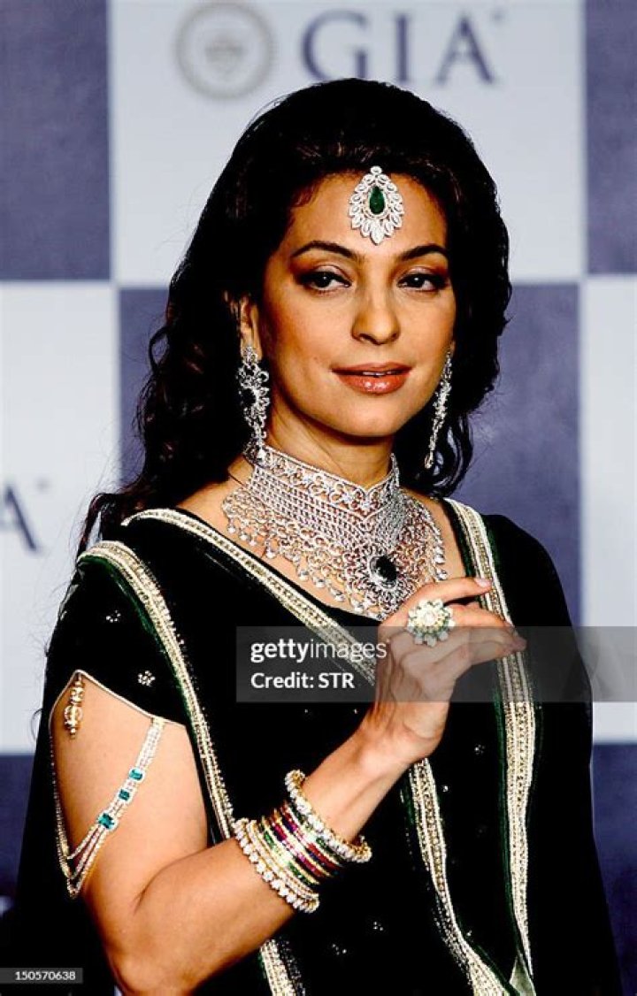 Juhi Chawla - SnogBlogy