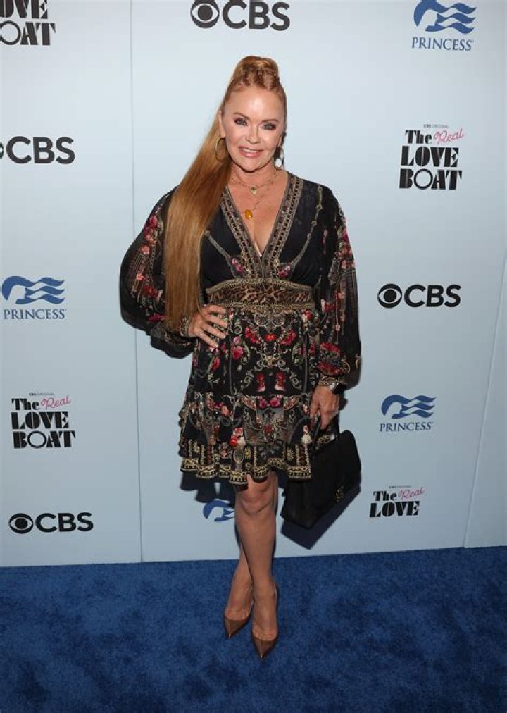Julia Whelan Net Worth 2024