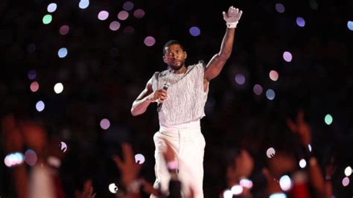 Kendrick Lamar Emerged From a Crate Labeled "Dre Day" During the Super Bowl Halftime Show