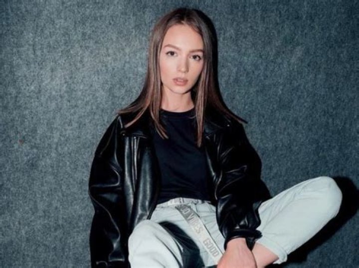 Kristina Si Net Worth