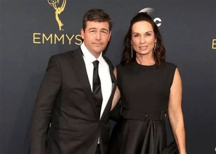 Kyle Chandler Calls His Wife His Best Friend