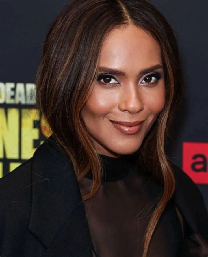Lesley Ann Brandt – Biography, Facts & Life Story