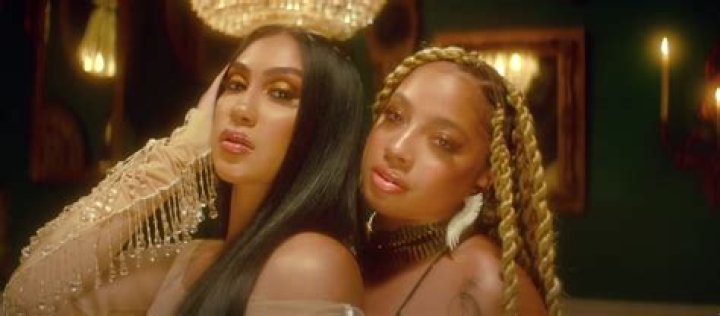 Lyrics & Translations of I'm Her by Queen Naija & Kiana Ledé