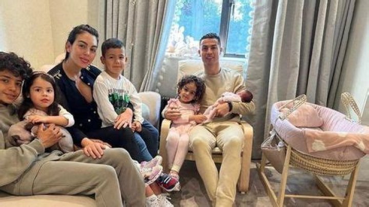 
Meet All Of Zaza Pachulia’s Children Whom He Had With His Wife Tika Pachulia
