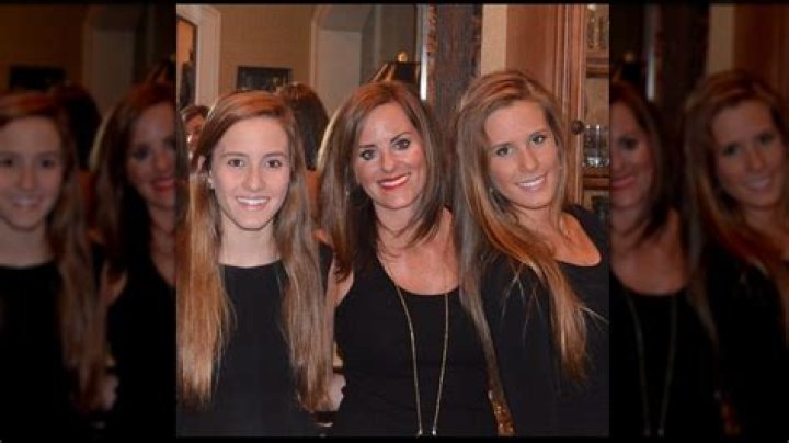 
Meet Ann Archambault-Buck – Photos Of Joe Buck’s Ex-Wife And Mother Of His Daughters Trudy Buck and Natalie Buck
