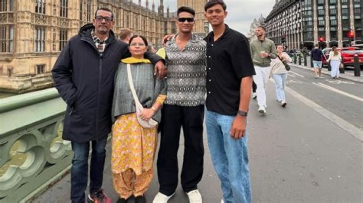 Meet His Brother Tejasvi Jaiswal