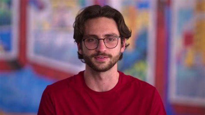 Michael Fractor's biography: age, birthday, Twentysomethings