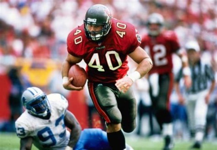 Mike Alstott 40 Time, Retirement, Today, Weight, Stats, Number, Dates Joined
