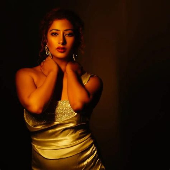 Niharica Raizada – Biography, Facts & Life Story