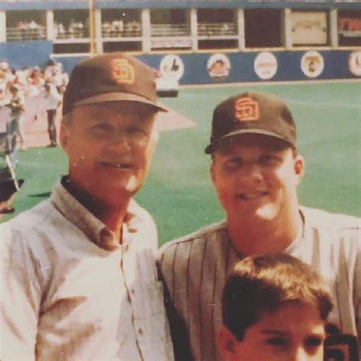 Padres Mark Grant Wife Mary: Married Life And Kids