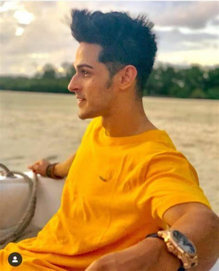 Priyank Sharma’s Biography, Age, Wiki, Girlfriend, Photos and More