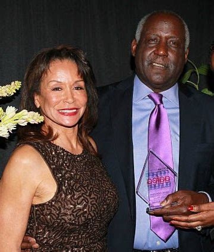 Richard Roundtree wife: Meet Mary Jane Grant and Karen Ciernia