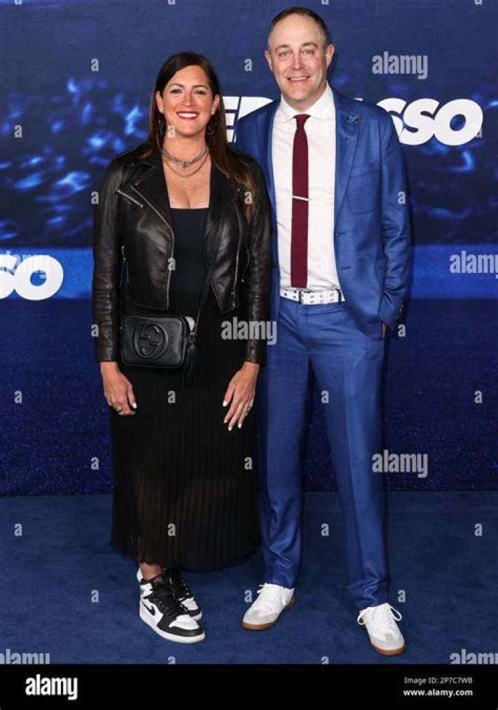 Sarah Spain Espn, Bio, Wiki, Age, Brad Zibung, Julie Dicaro, Ebay, Salary, and Net Worth
