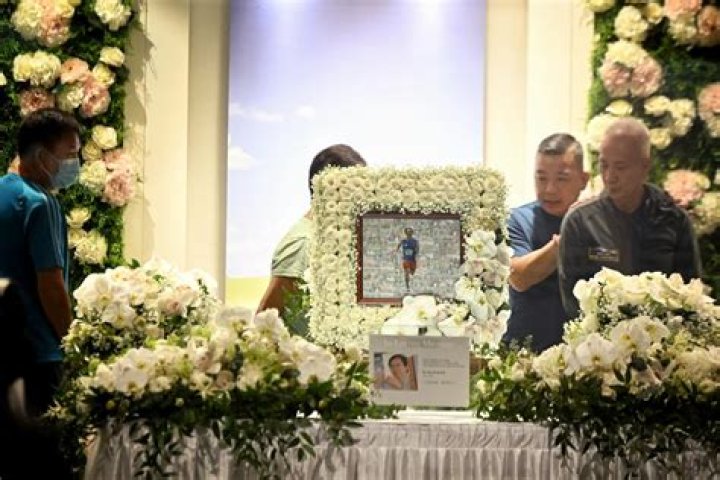 Sim Wong Hoo | Illness Before Death: Did He Died Of Cancer? ·