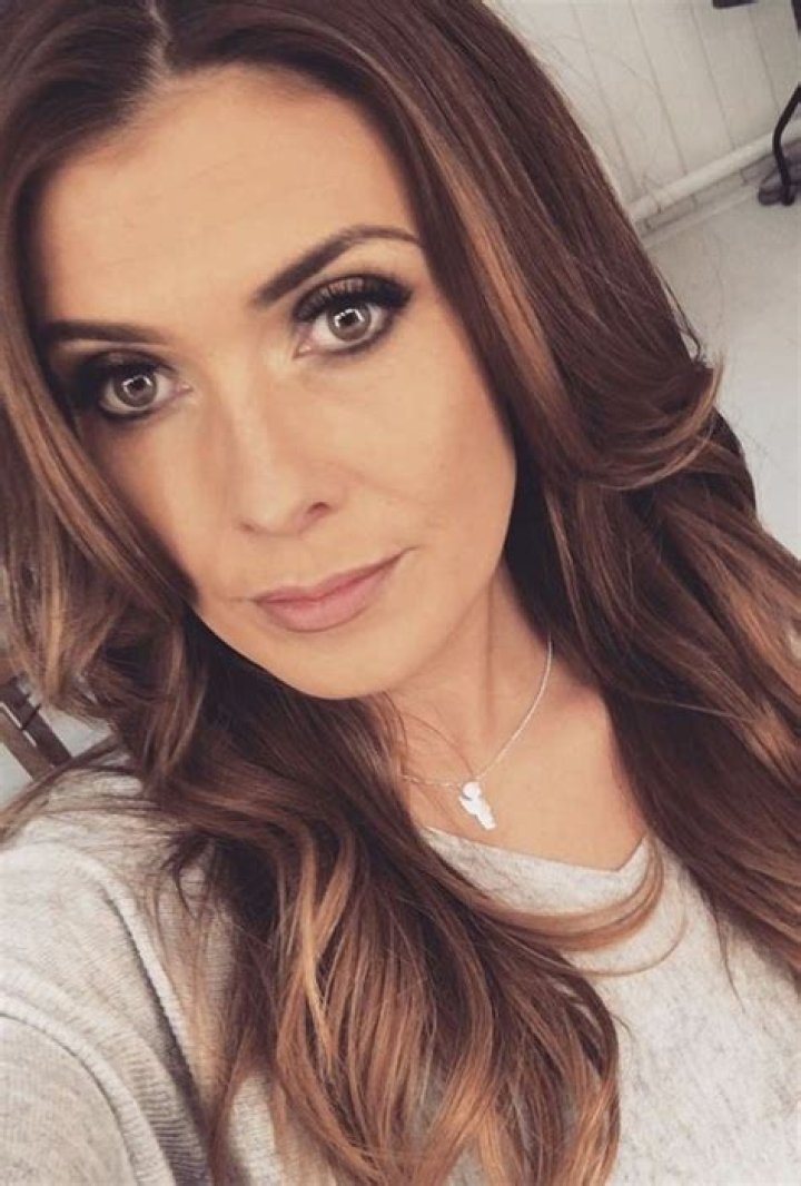 Tia Booth Net Worth