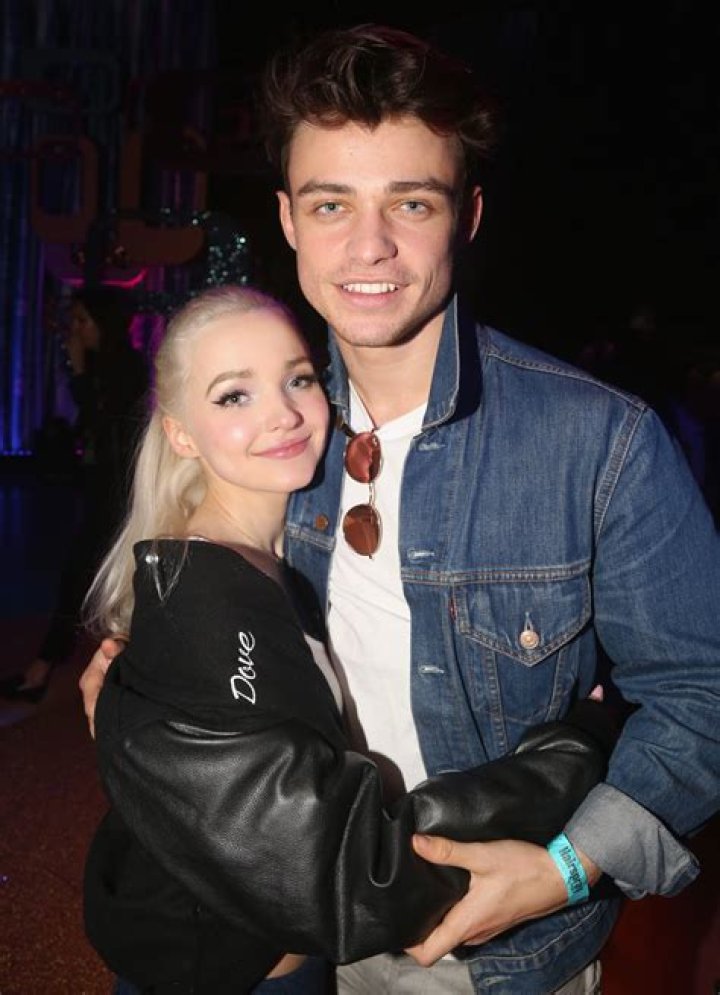 Unveiling The Enchanting World Of Thomas Doherty And Dove Cameron