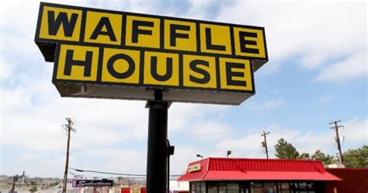 Waffle House Waitress The "Crazy Money" She Makes Working Just the Weekend Shift