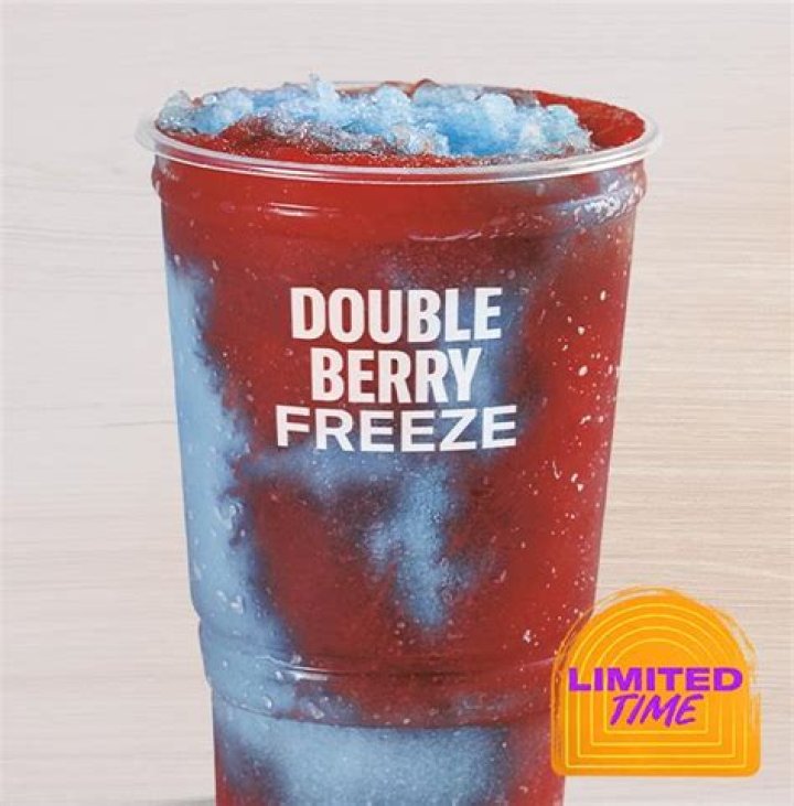 We Tried That: Taco Bell's Double Berry Freeze Is Here for a Limited Time