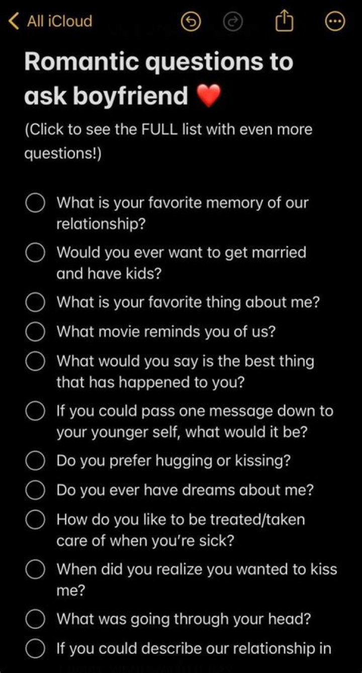 What to talk about with your boyfriend: 100+ fun topics to discuss