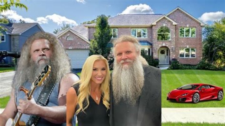 Where Could Be Brian Johnson’s Ex-wife Carol Johnson Now? The Ex-Pair Has Got Two Daughters