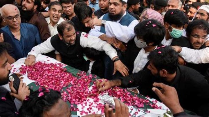 Who Is Arshad Sharif Father Muhammad Sharif? Family Ethnicity And Net Worth At Death